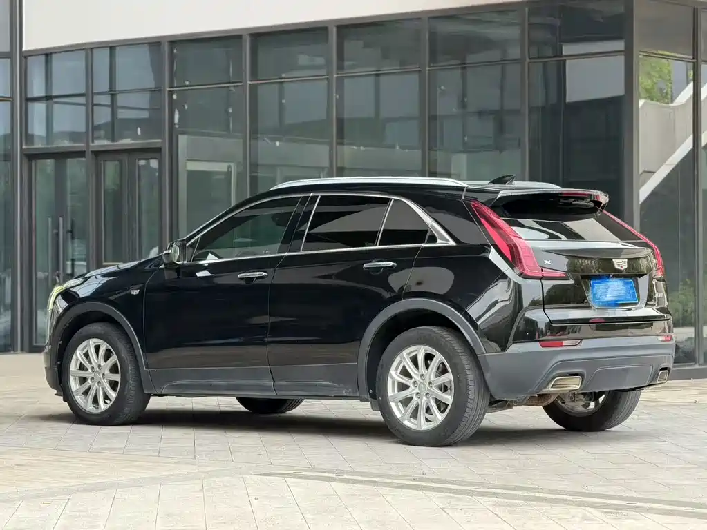 Cadillac XT4 — миниатюра 6