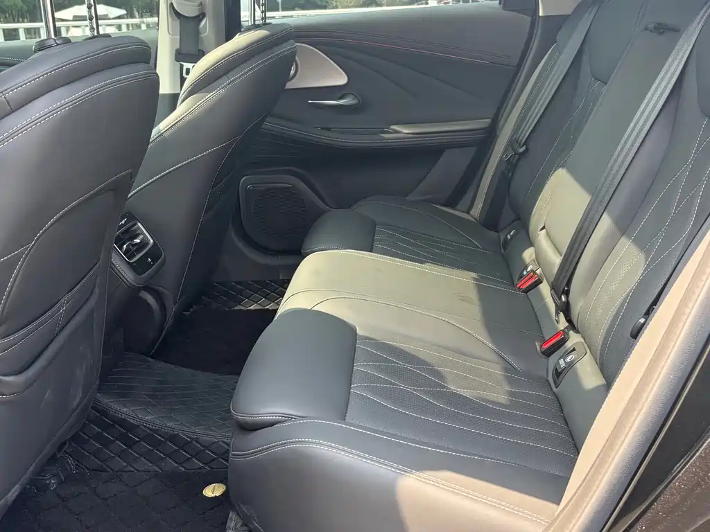 Chery Arrizo 8 — миниатюра 15