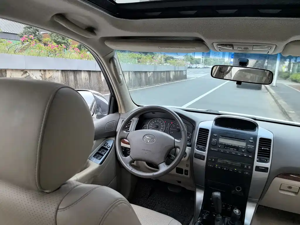 Toyota Prado (Import) — миниатюра 18