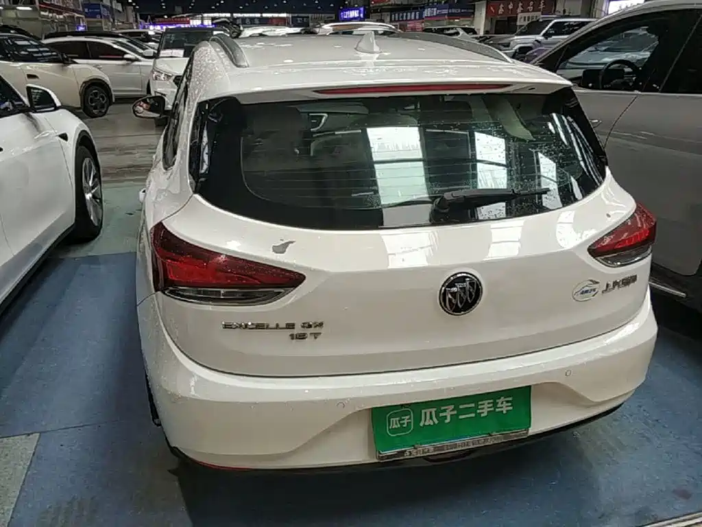 Buick Excelle — миниатюра 6