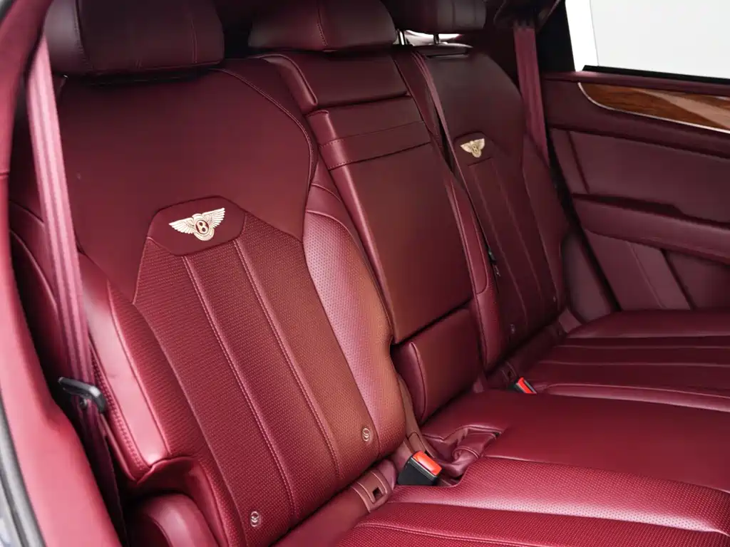 Bentley Bentayga — миниатюра 15