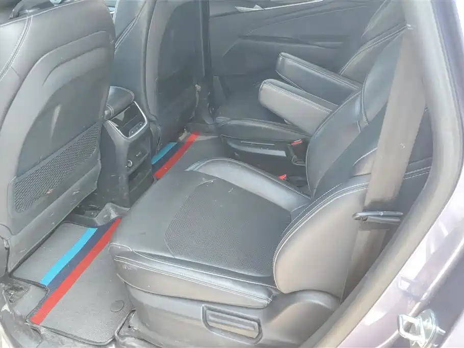 SAIC MAXUS CHASE G50