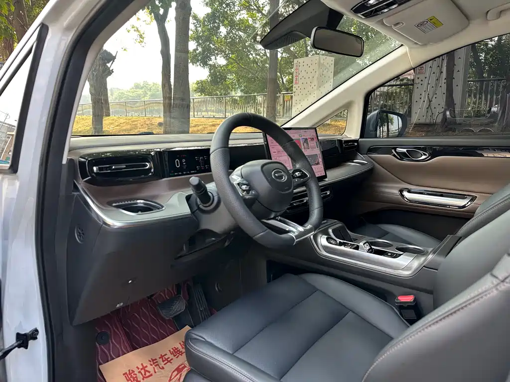 GAC TRUMPCHI E8 NEW ENERGY