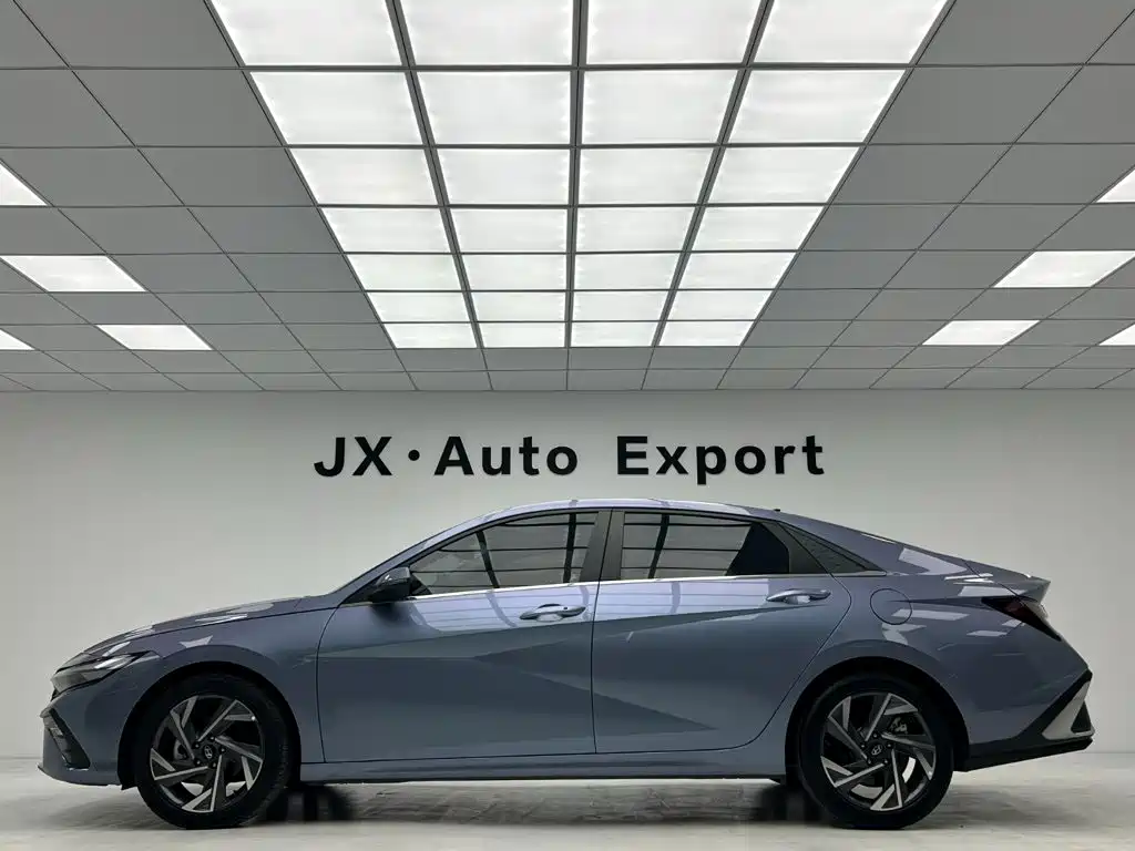 Hyundai Elantra — миниатюра 5