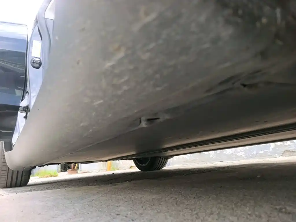 Tesla Model Y — миниатюра 21