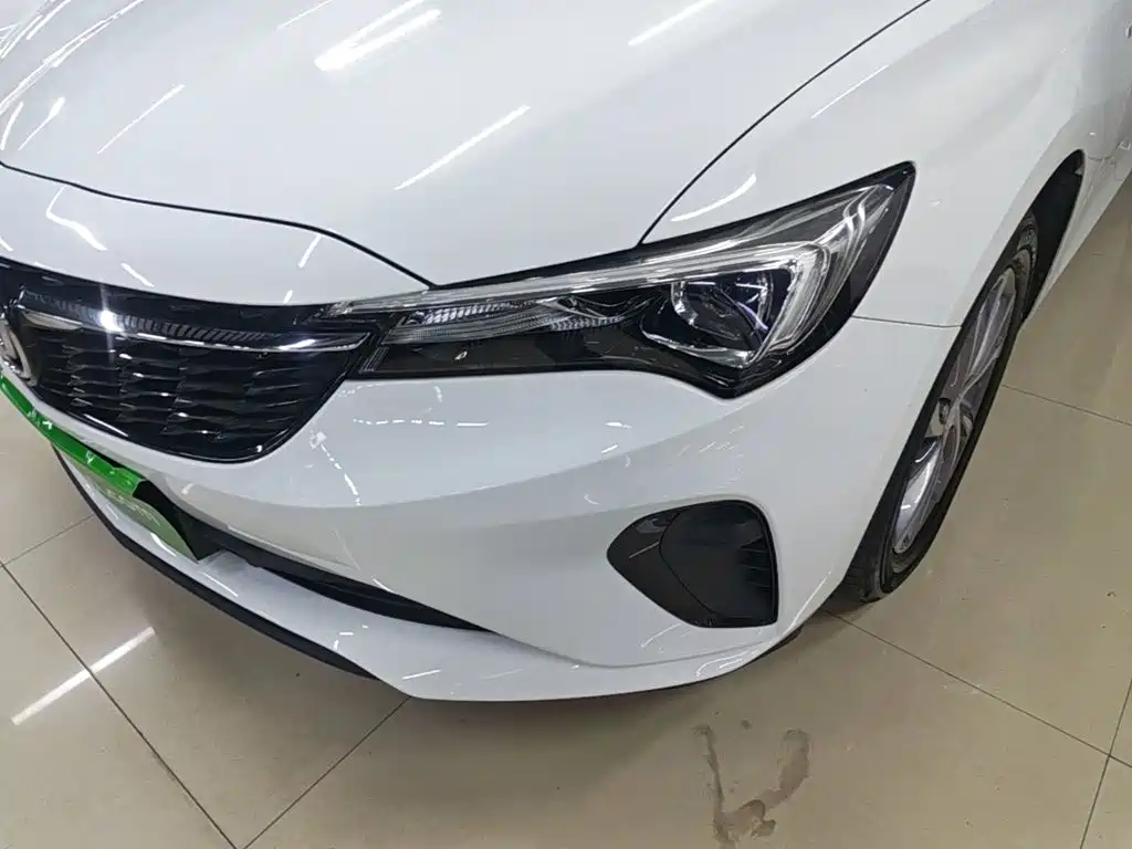 Buick Verano — миниатюра 24