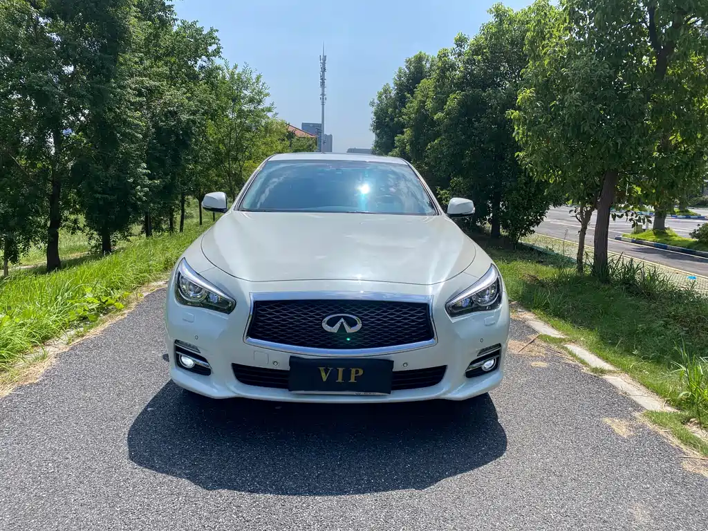 Infiniti Q50L — миниатюра 2