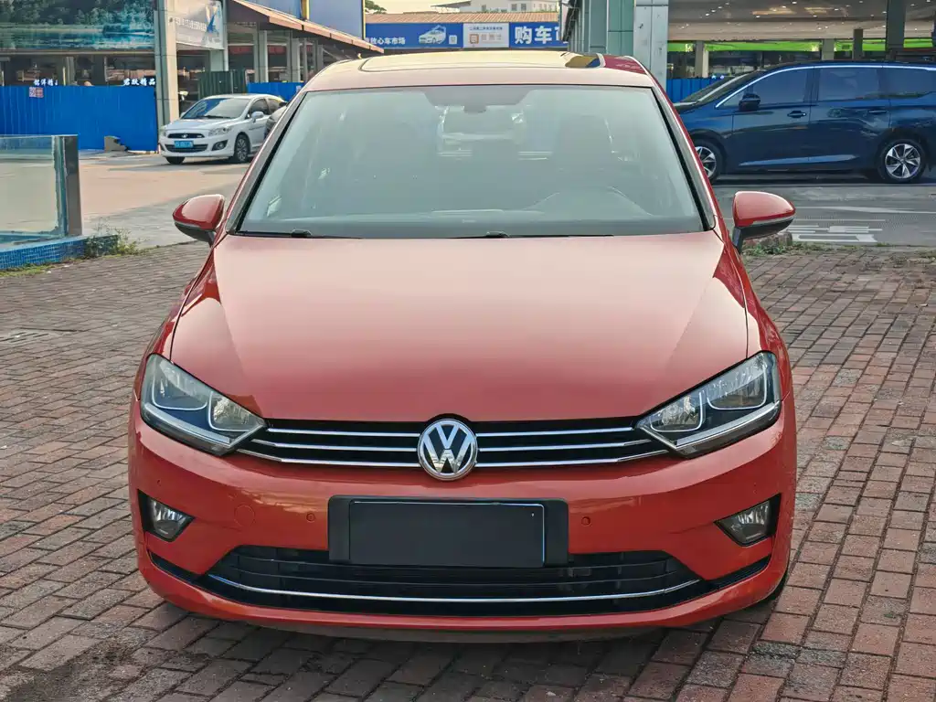 Volkswagen Golf Sportsvan 230TSI Auto Progressive Type, фото 2