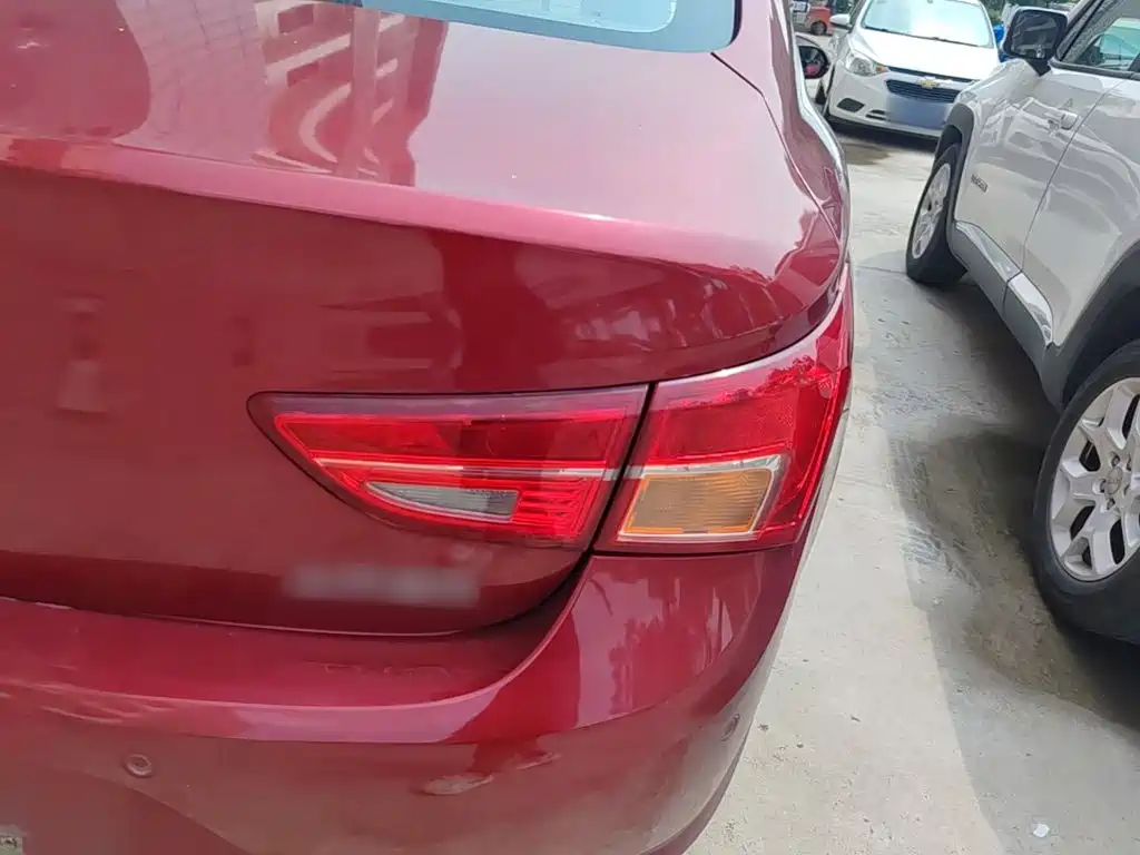 Buick Verano — миниатюра 8