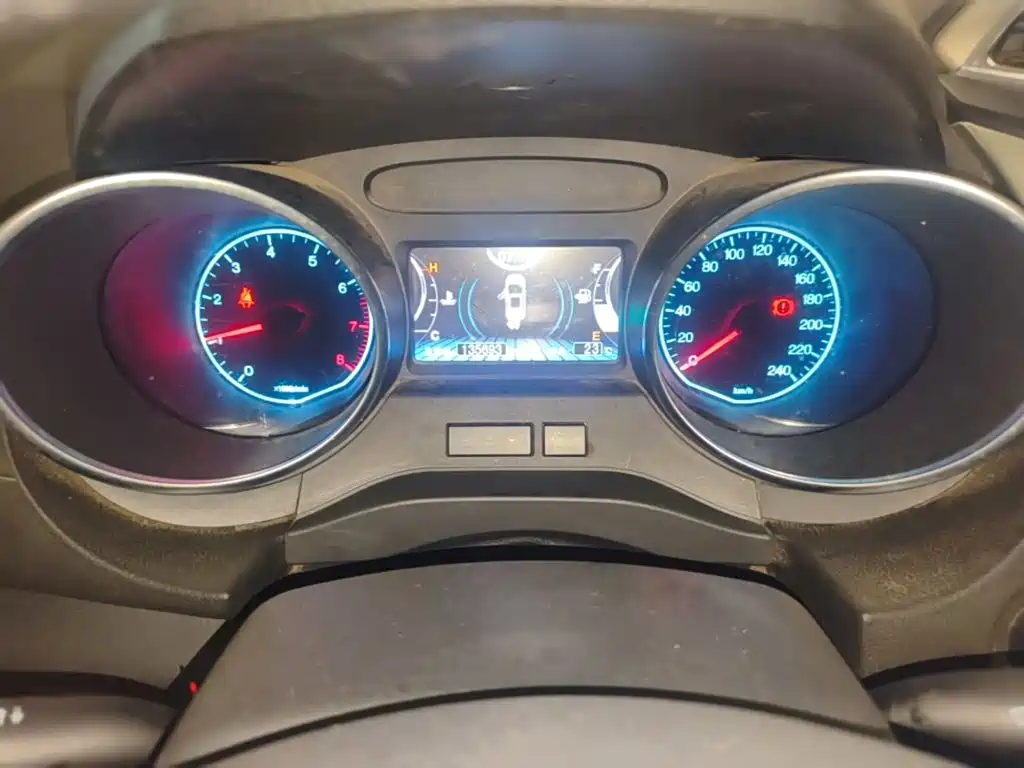 BYD Yuan — миниатюра 12