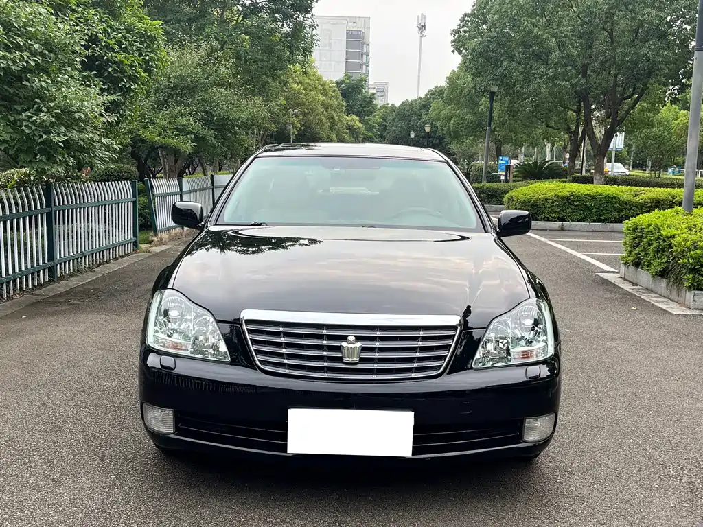 Toyota Crown 2005 3.0L Royal