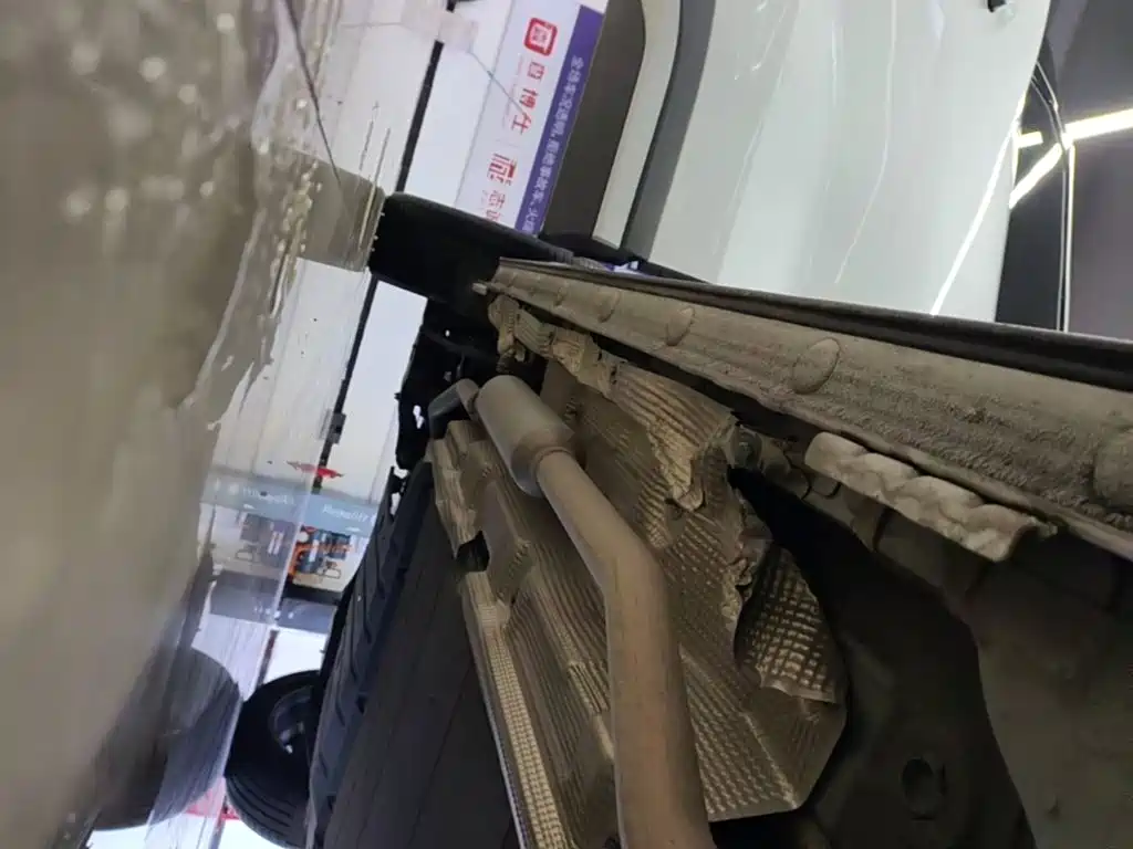 BYD L DM-i — миниатюра 21