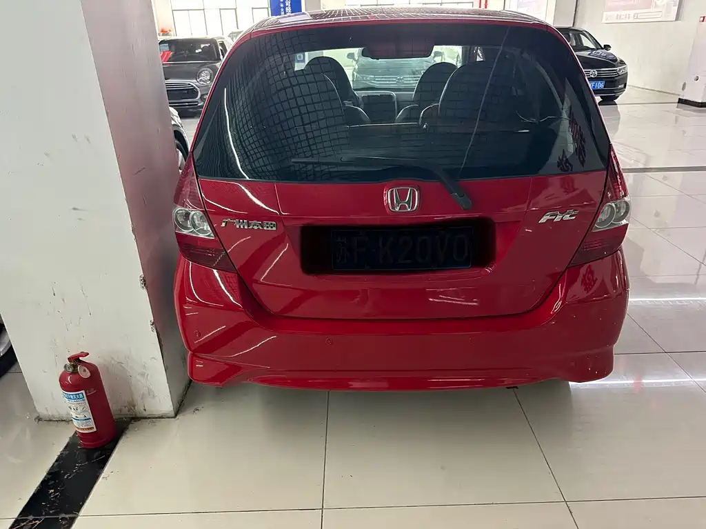 Honda Fit — миниатюра 7