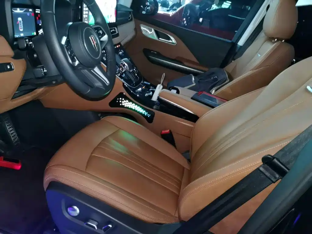 Hongqi Hongqi HQ9 PHEV — миниатюра 15