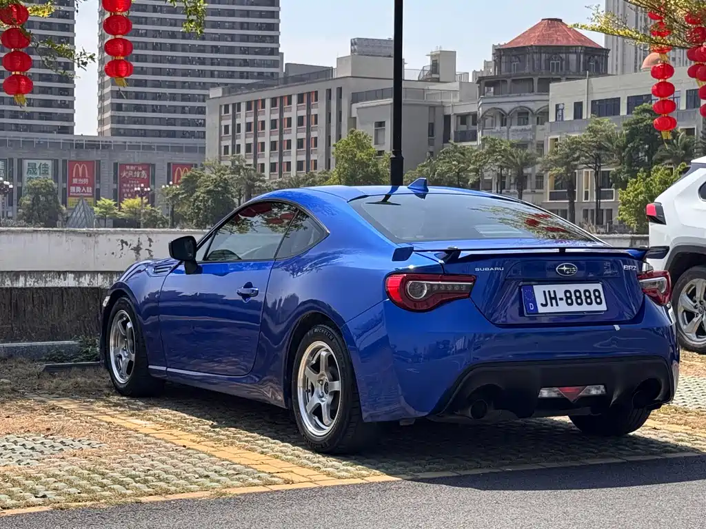 SUBARU BRZ