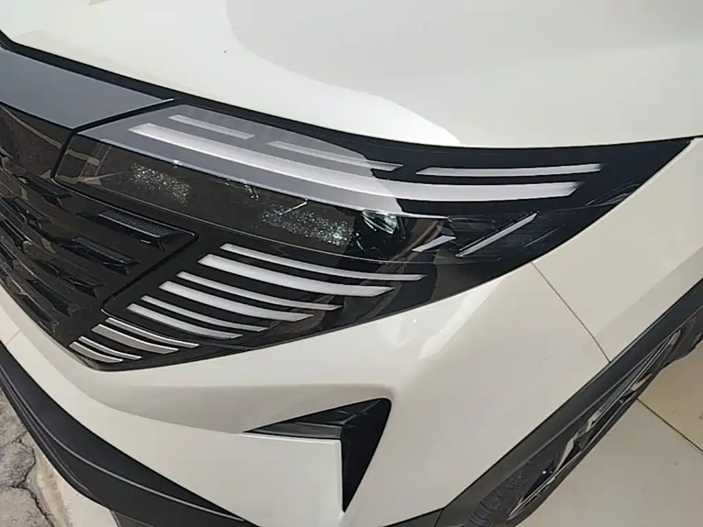 Nissan Qashqai — миниатюра 24