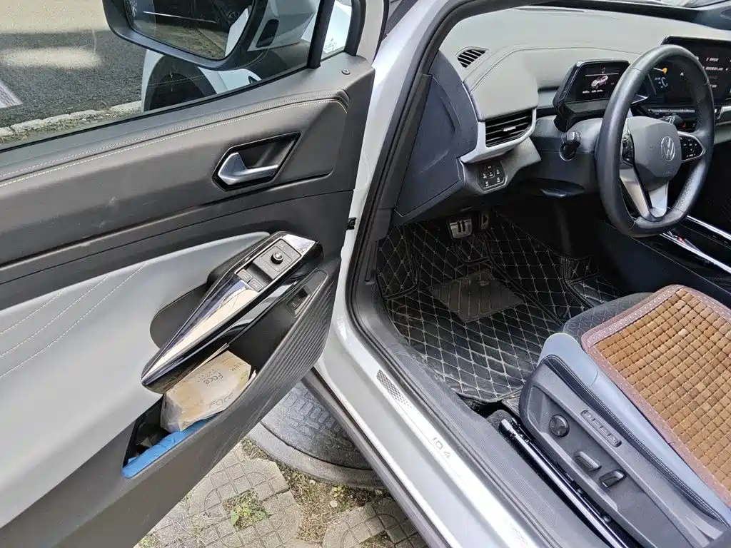 Volkswagen ID.4 X — миниатюра 12