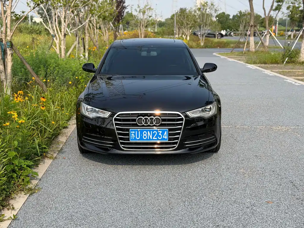 Audi A6L 2014 35 FSI Luxury
