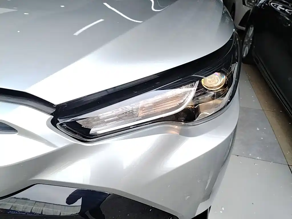 Toyota Frontlander — миниатюра 24