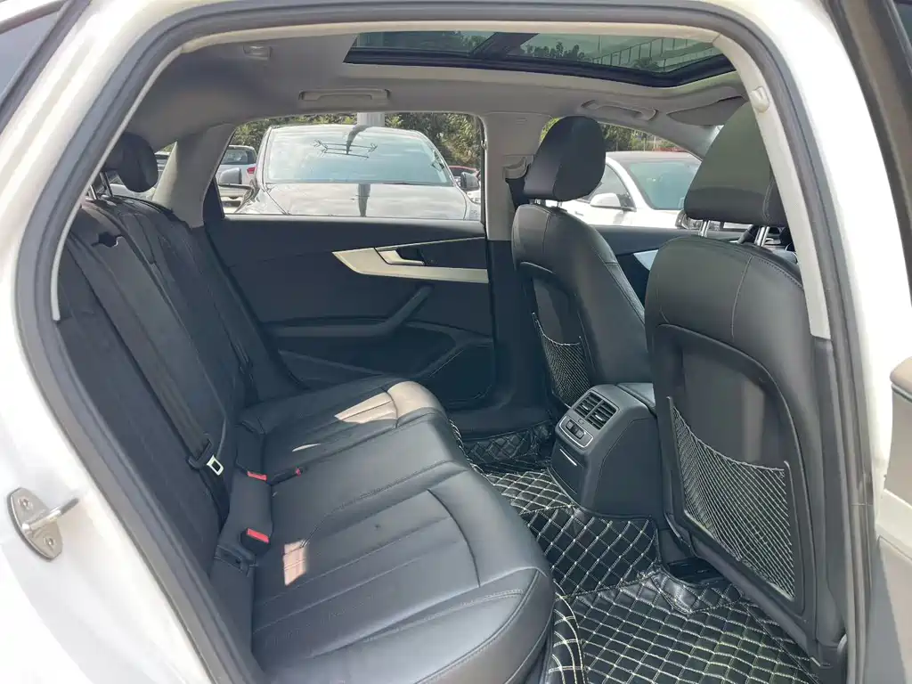 Audi A4L — миниатюра 8