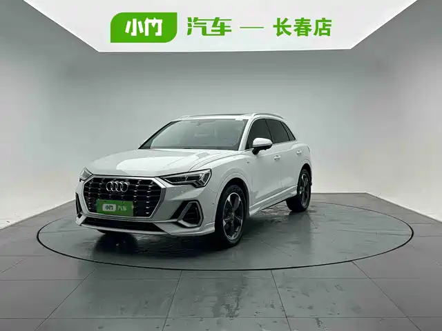 2022 Audi Q3