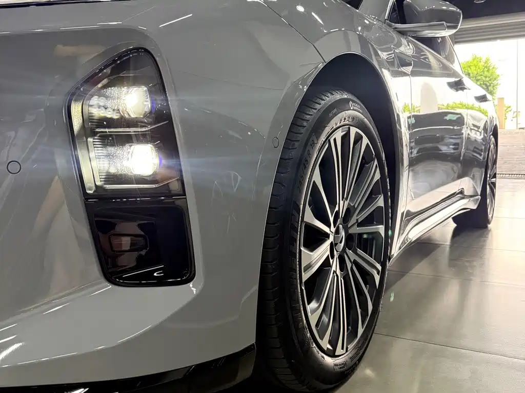 NIO ET5T — миниатюра 13