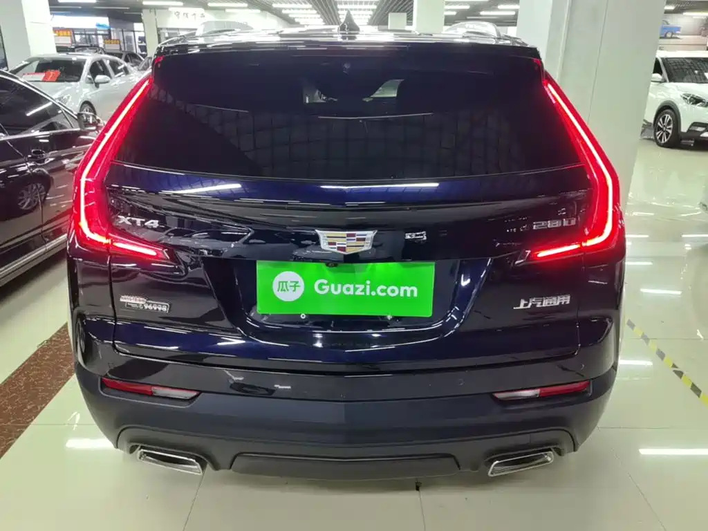 Cadillac XT4 — миниатюра 6