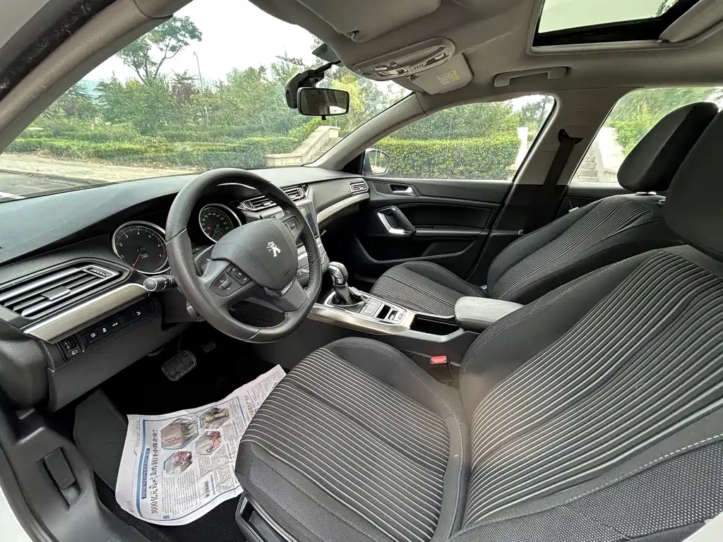Peugeot 408 — миниатюра 6