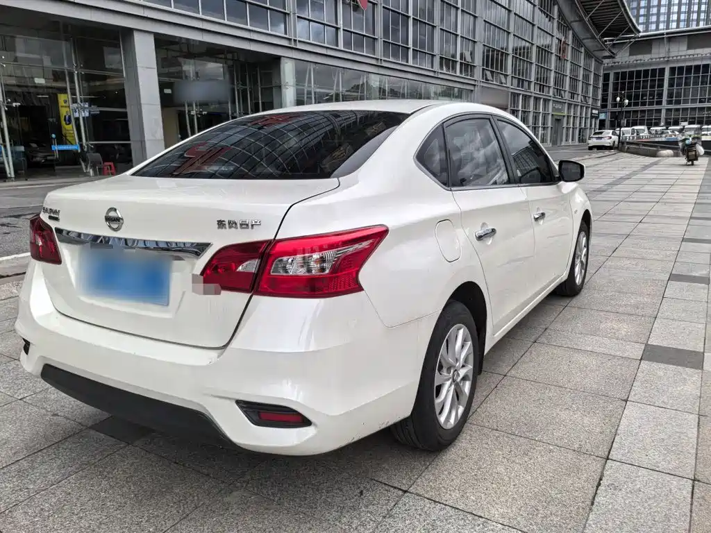 Nissan Sylphy — миниатюра 7