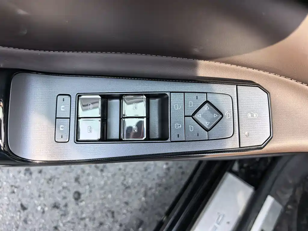 Denza Z9 2024 1100km Max