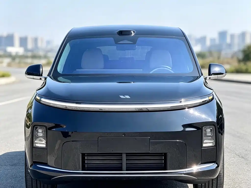 Li Auto Li L9 — миниатюра 2