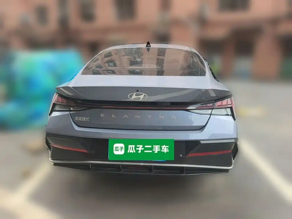 Hyundai Elantra — миниатюра 5