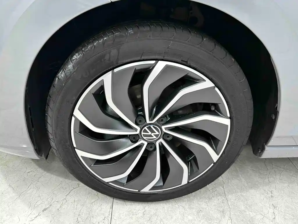 Volkswagen Golf — миниатюра 26