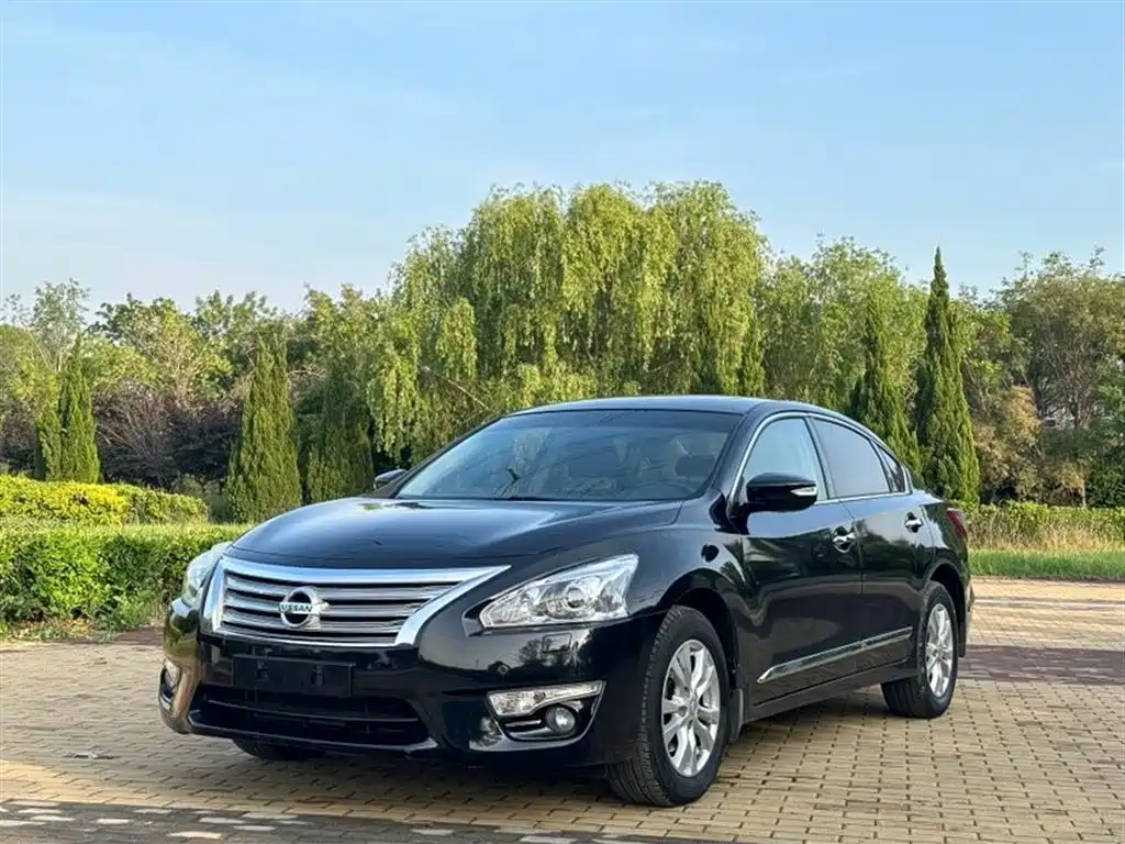 Купить Nissan Teana