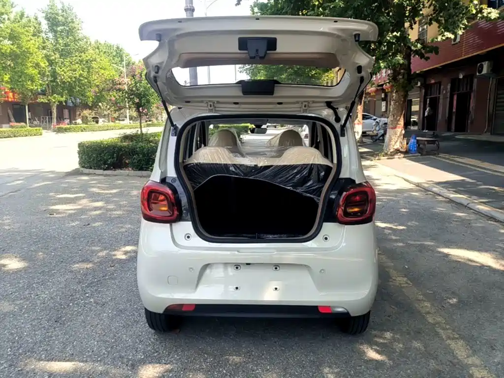 Wuling MINIEV — миниатюра 19