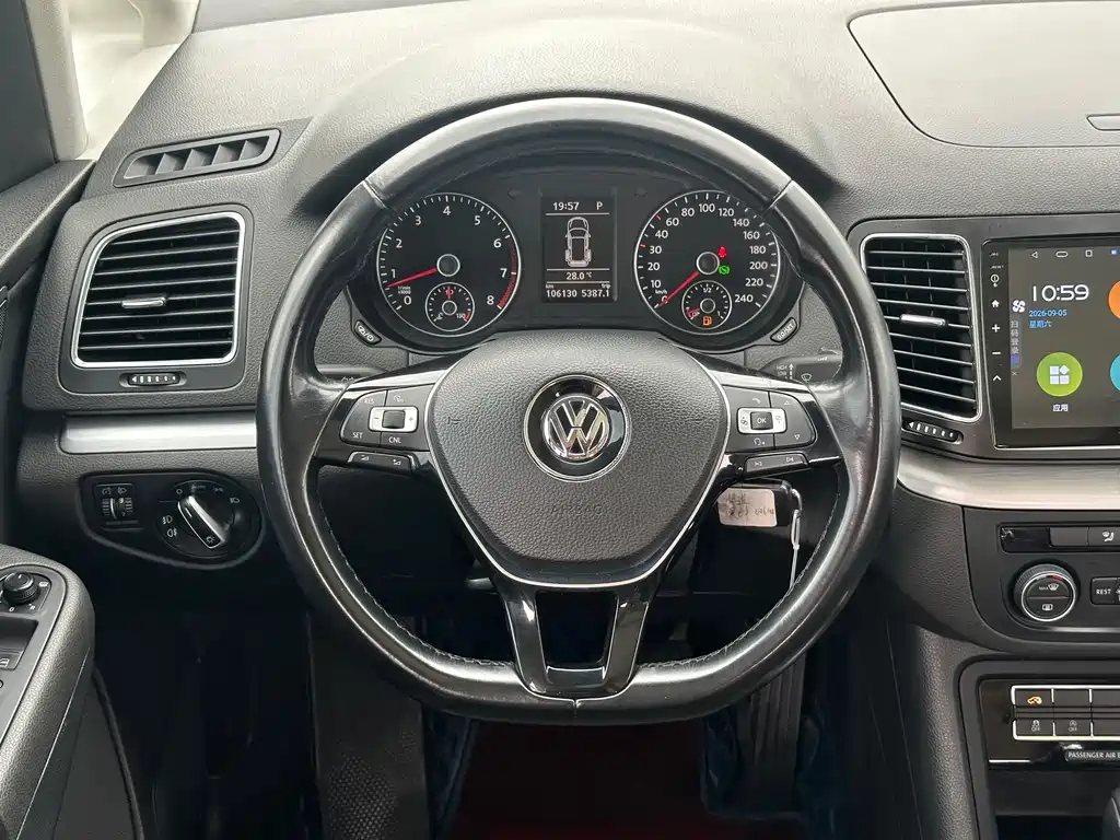 Volkswagen Sharan — миниатюра 10