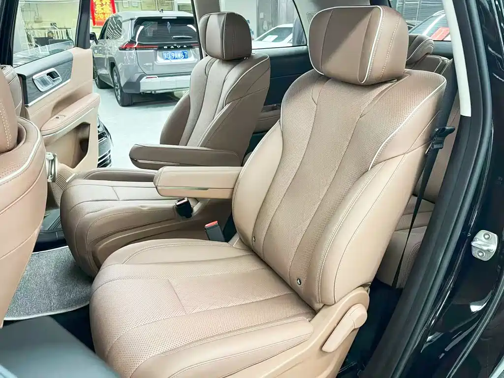 Wuling Xingguang L — миниатюра 17