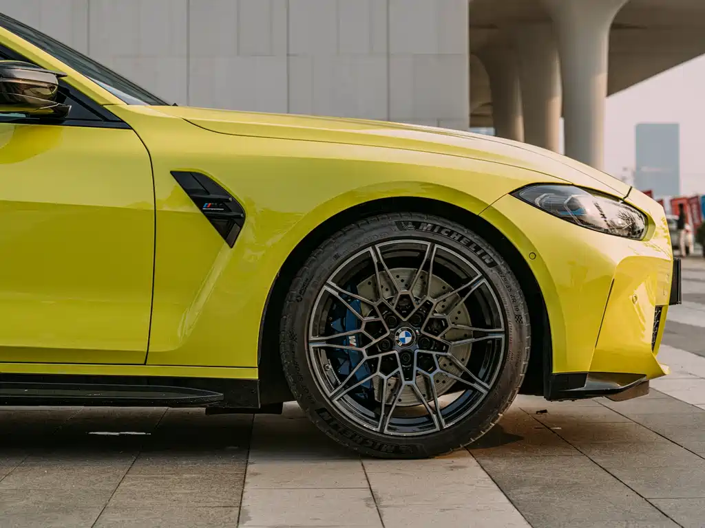 BMW M4 2022 M4
