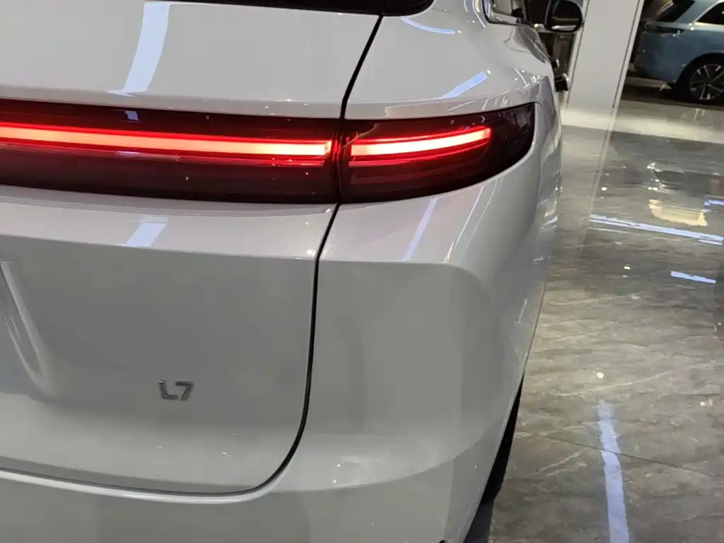Li Auto Li L7 — миниатюра 8