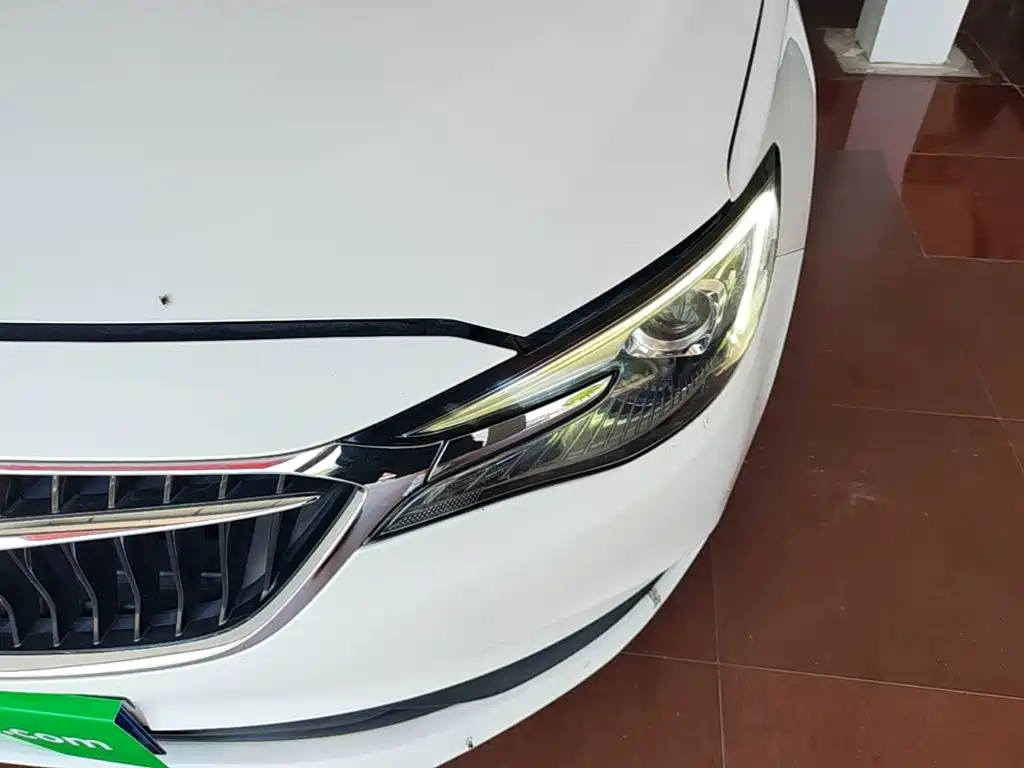 Buick Excelle — миниатюра 24