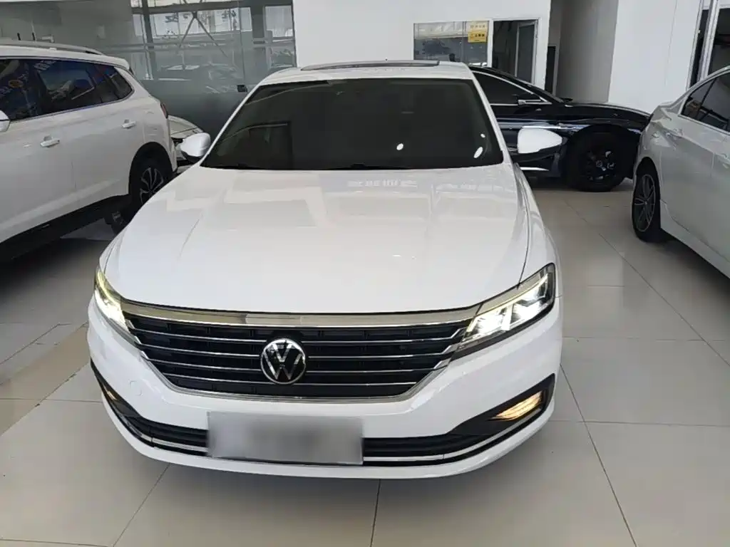 Volkswagen Lavida — миниатюра 3