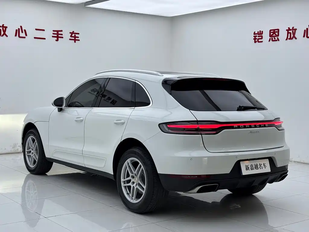 Porsche Macan — миниатюра 19