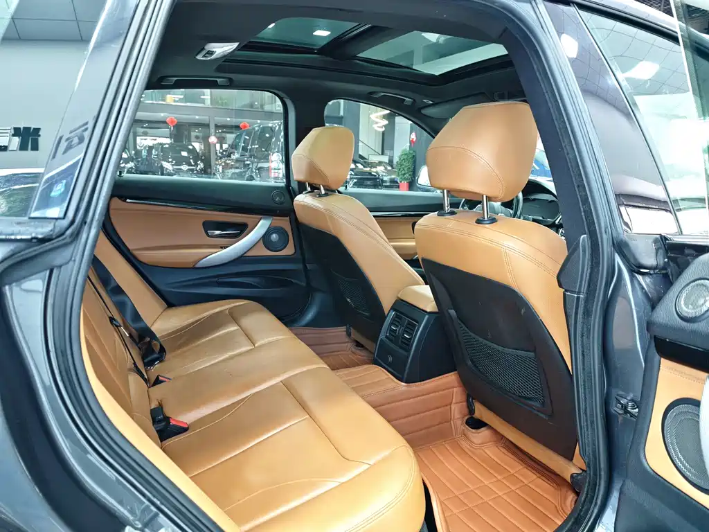 BMW 3 Series GT — миниатюра 5