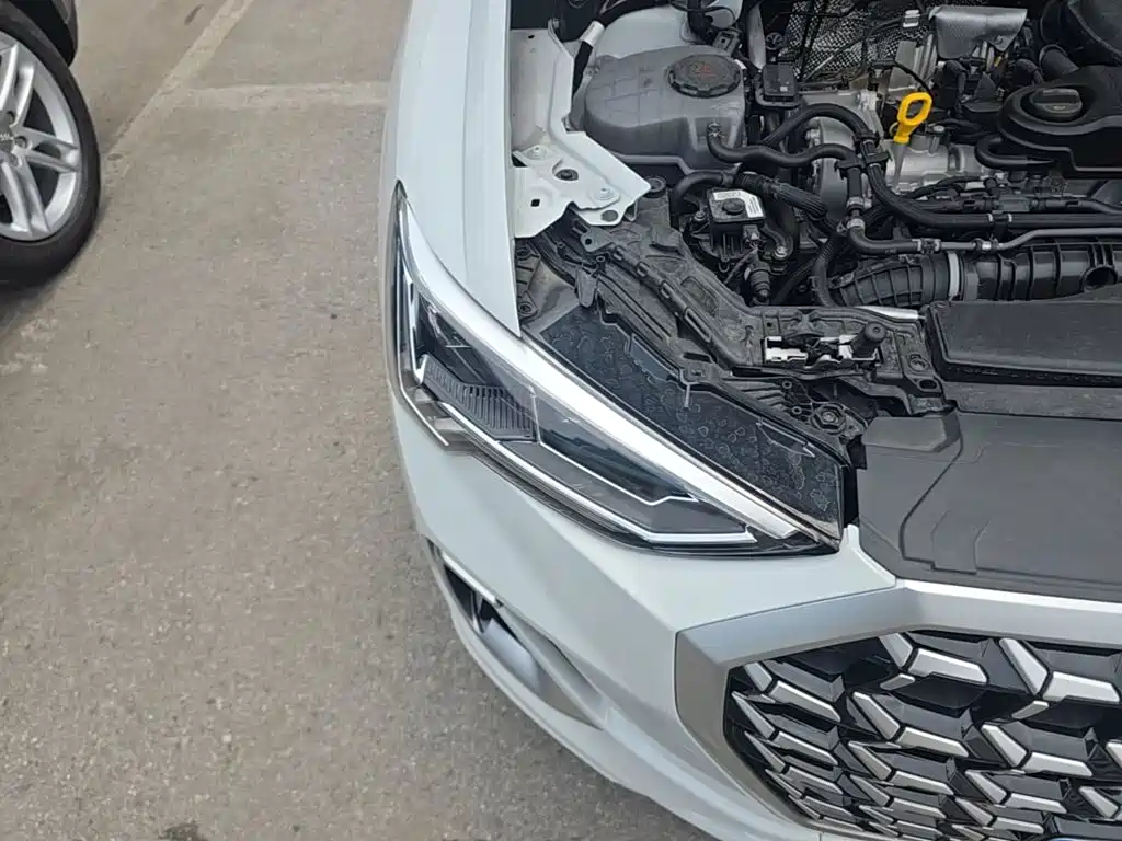 Audi Q3 — миниатюра 13