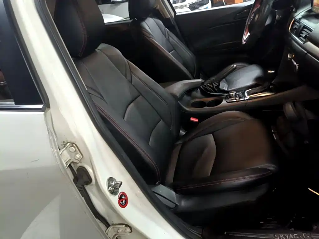 Mazda 3 Axela — миниатюра 25