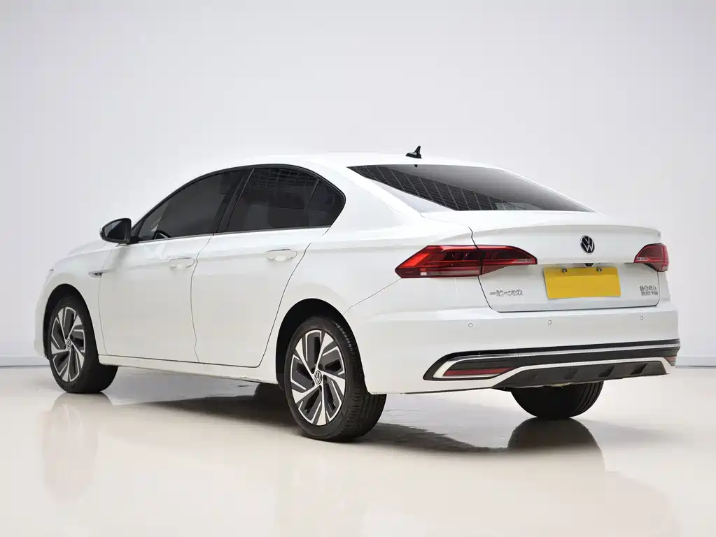 Volkswagen Bora — миниатюра 4