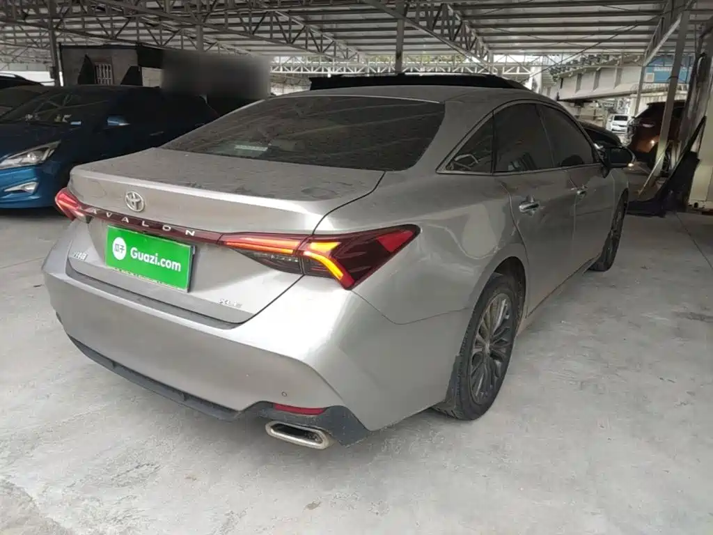 Toyota Avalon — миниатюра 7