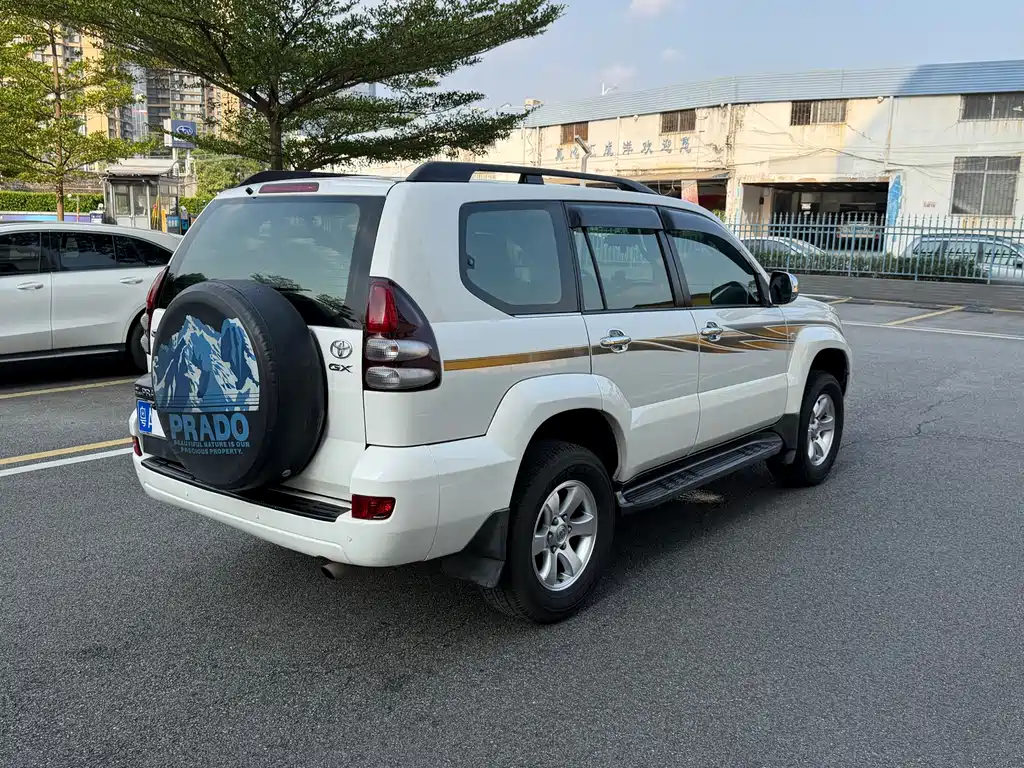 Toyota Prado (Import) — миниатюра 6