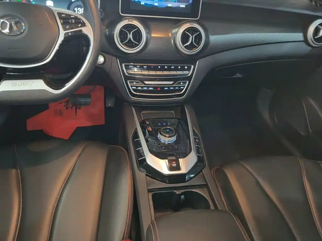 BAIC EU5 — миниатюра 14