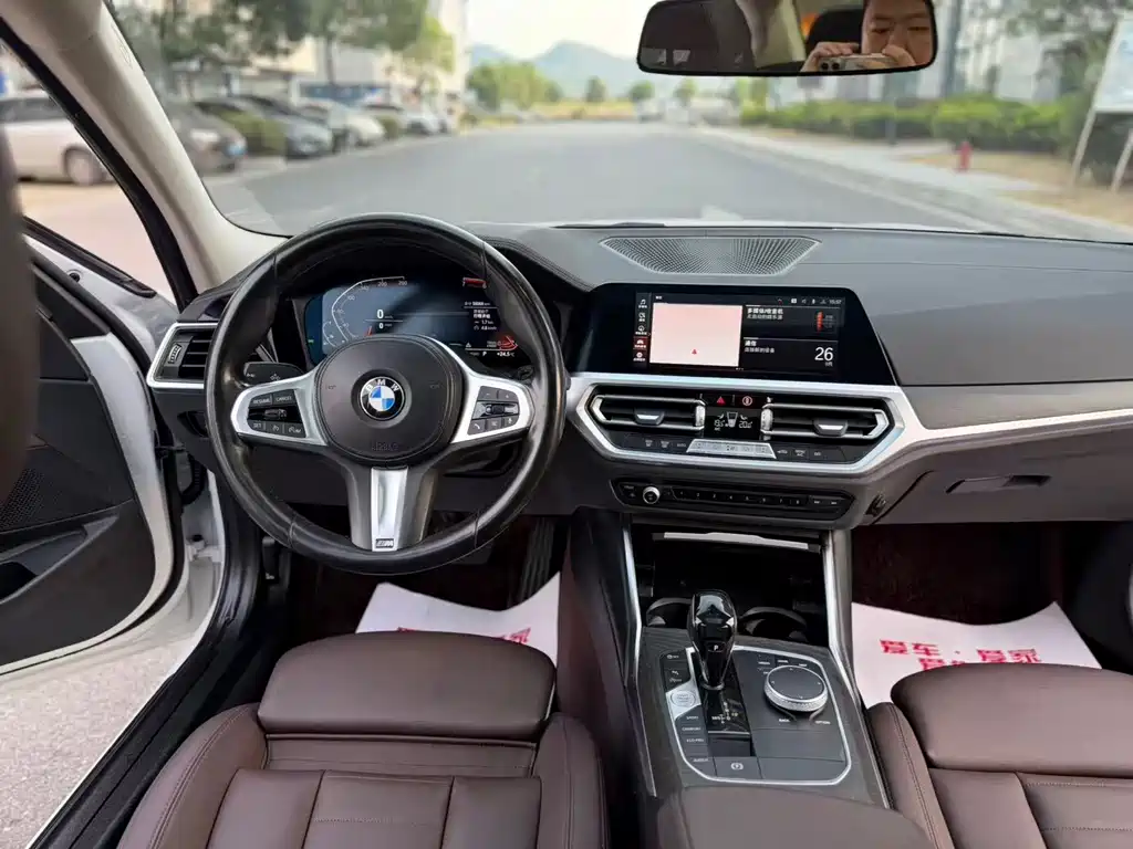 BMW 3 Series — миниатюра 9